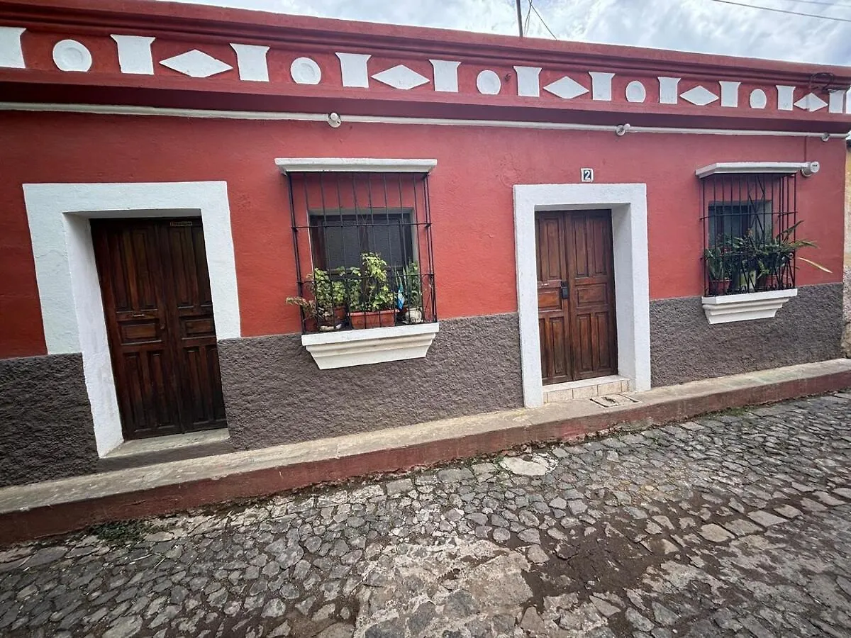Casa Familiar Los Gringas Gwatemala